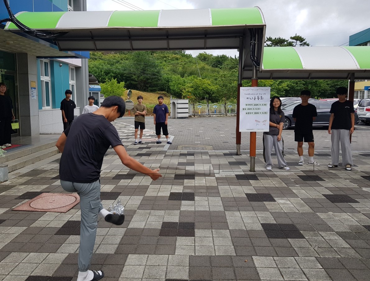 [금천중]금천중 친구야 사랑해 학교폭력 예방 및 친구사랑 교육주간 운영2.jpg